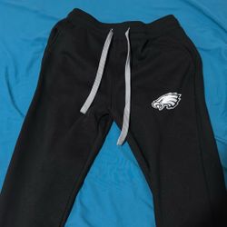 "Game Day Ready: Eagles Sweatpants to Keep You Warm and Spirited!"