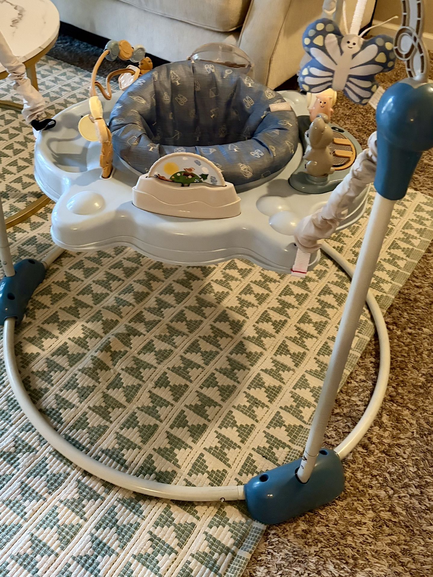 Twirl-and-Bounce Activity Center