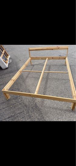 ❤️SOLID WOOD FULL SIZE BED FRAME❤️