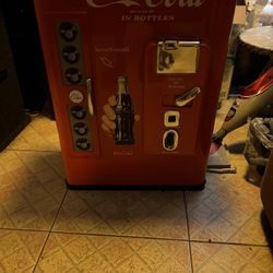 Coca Cola Vintage Plastic Cooler 