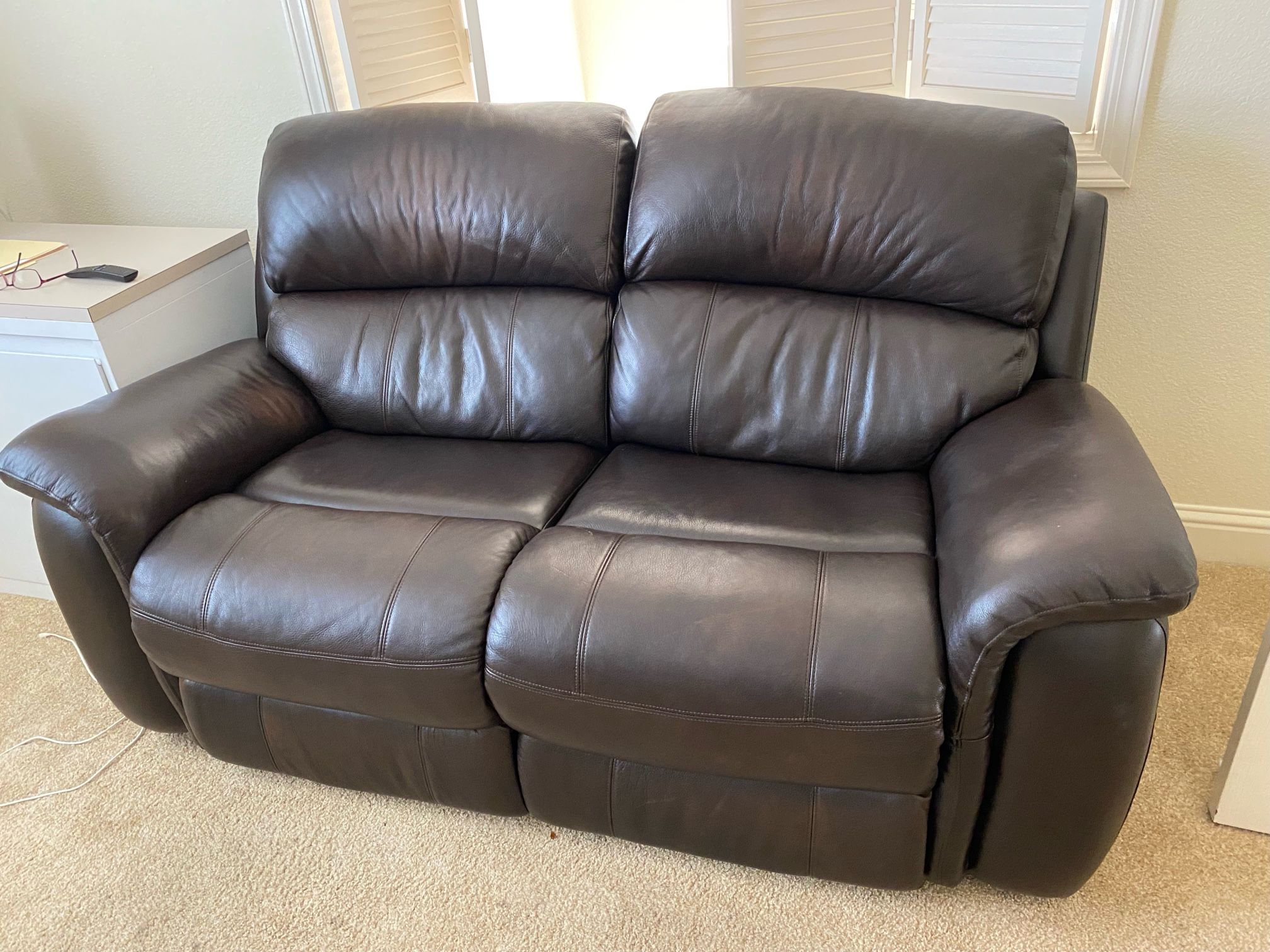 Loveseat With Recliners 