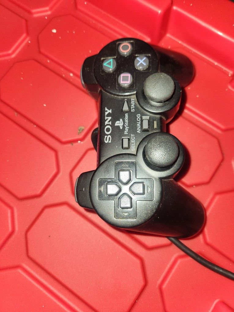 3 PS2 Controllers