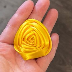 Yellow rose ring