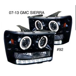 2007 To 2013 GMC SIERRA 1500 Black Headlights