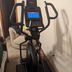 Sole E95 New Elliptical With Mat!!