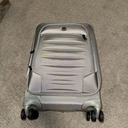 Swiss Gear Carry On Suitcase