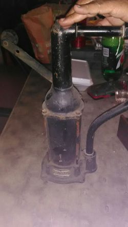 Vintage oil pump