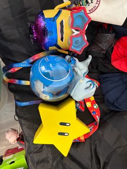 Popcorn buckets