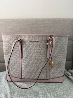 Michael Kors MK Signature Tote Bag