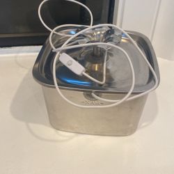 Water Fountains For Dogs and Cats 