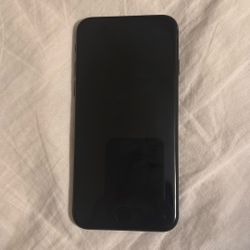 iPhone SE Battery Is At 96% Capacity