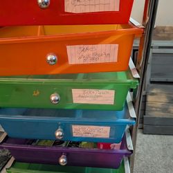 Rainbow Art Organizer
