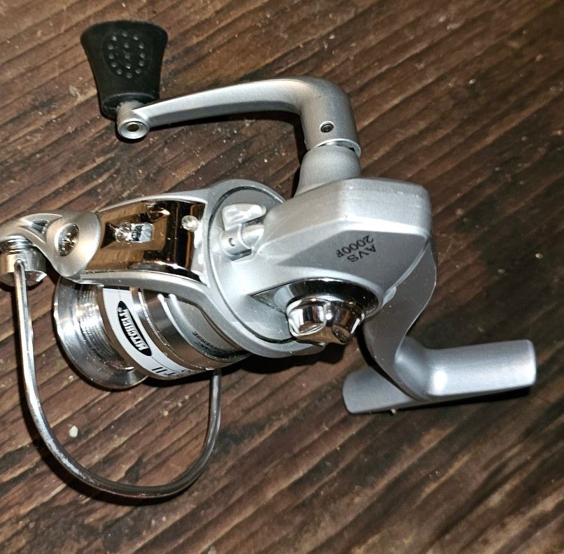 Mitchell Avocet ll AVS2000F S2000 Spinning Reel