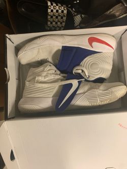 Kyrie 2s 11.5