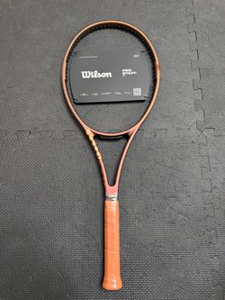Wilson Pro Staff 97 V14 97 in Racquet - Orange (WR125711U)