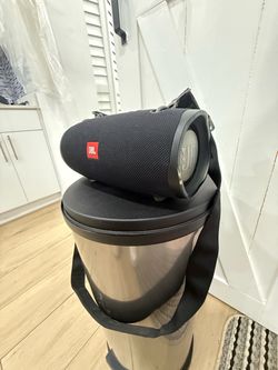 JBL Xtreme 2 Portable Bluetooth Speaker