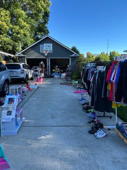 GARAGE SALE
