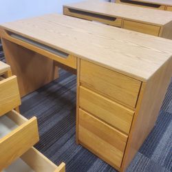 OFFICE/STUDENT DESK WITH 3 DRAWERS (HOME10)
