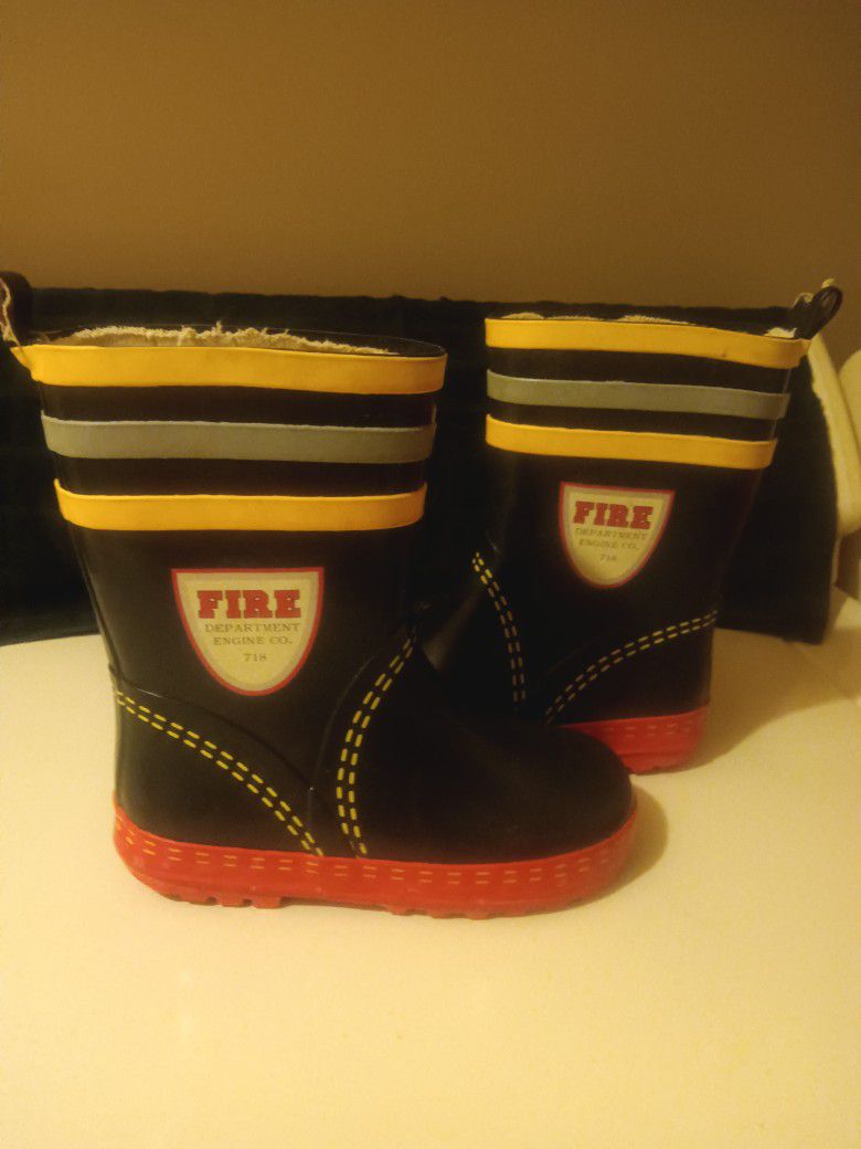 Kids Fireman Rain Boots Size 9/10