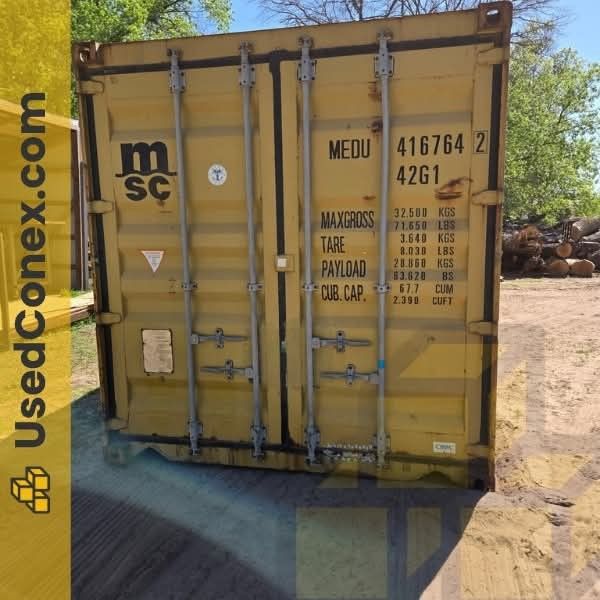 Used 20ft & 40ft  Containers Wind And Watertight Delivery Available 😃