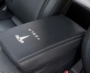 Arm rest cover Tesla