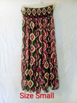 New Long skirt size Small