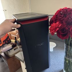 Phanteks Case.