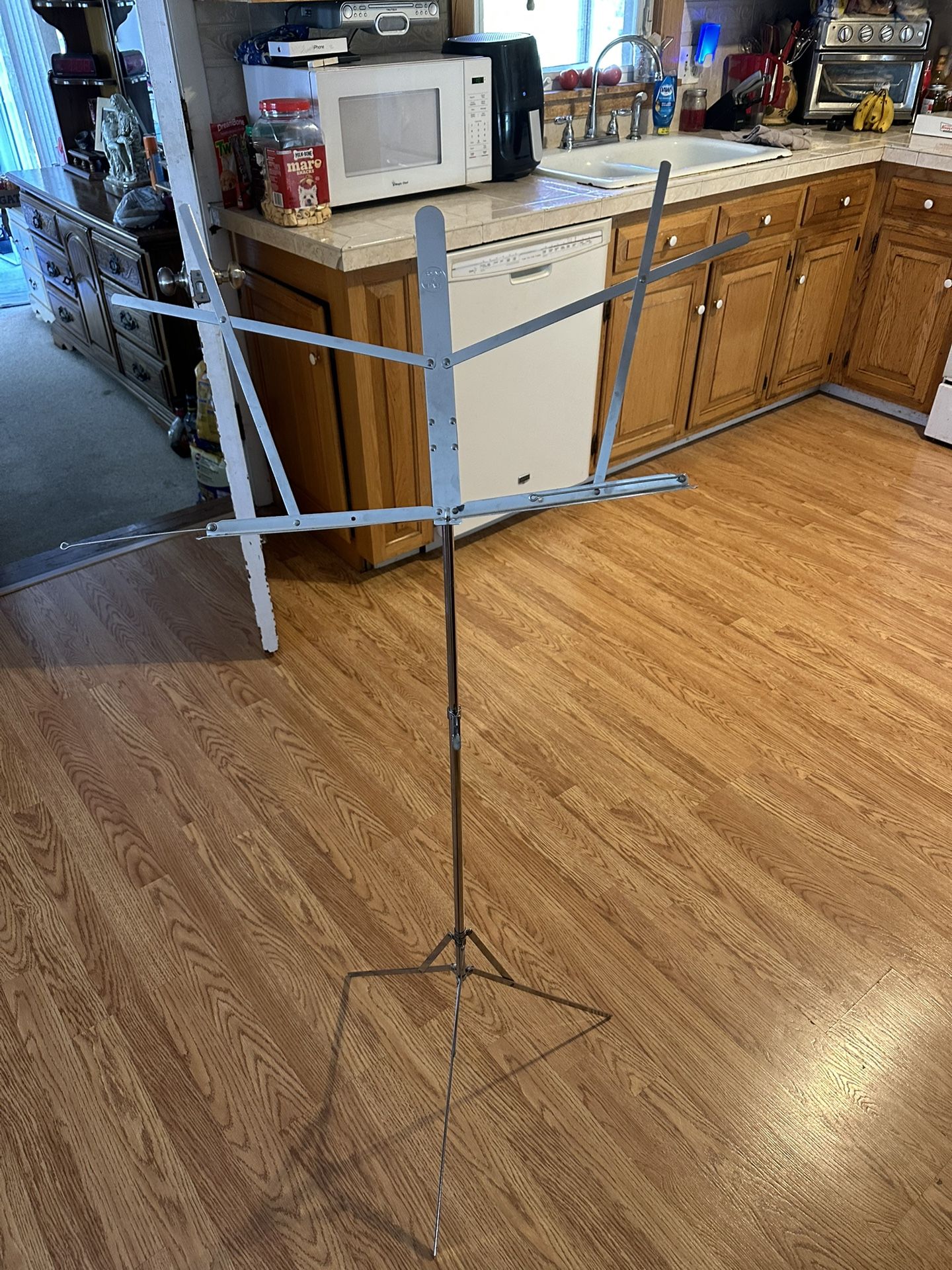 Sound And Stage Music Stand