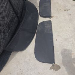 19:49 to 19:50 Chevy, skirts and visor.