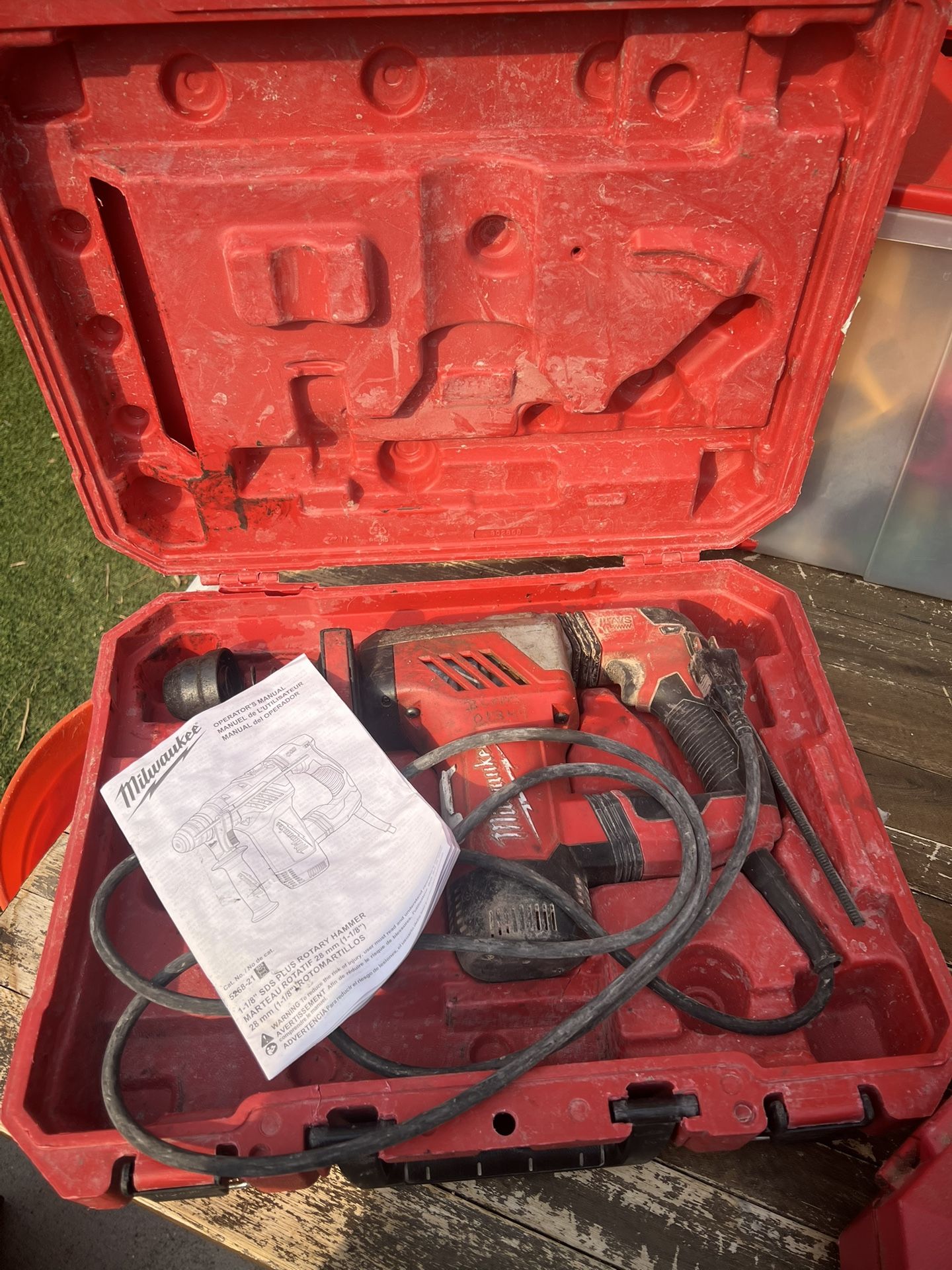 Milwaukee Rotary Hammer Drill