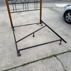 BED FRAME ‼️ Full/Queen Size ‼️ Wood/Metal