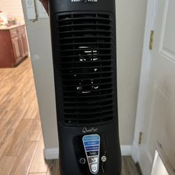 Honeywell QuietSet Slim Mini Tower Personal Table Fan, HTF210B, Black for  Sale in Stockton, CA - OfferUp