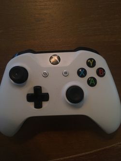 Xbox one wireless controller white