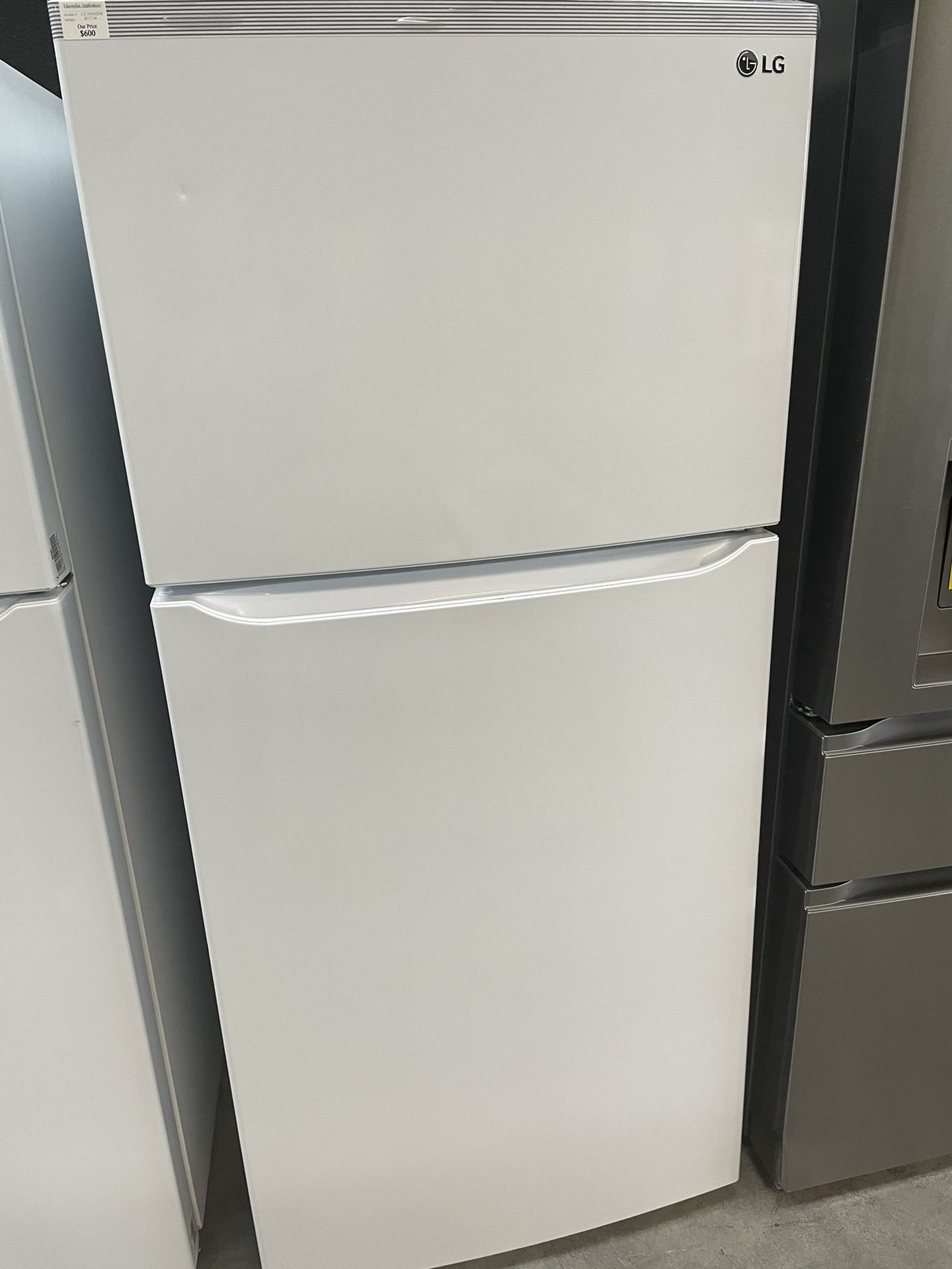 LG Top Freezer Refrigerator 