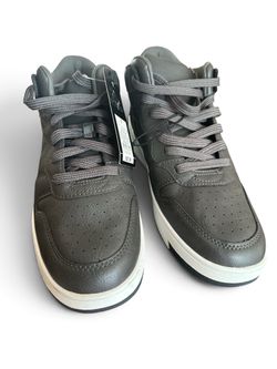 NWT Art Classâ„¢ Kids' Nash Mid-Top Sneakers Gray Size 6