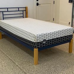 Layla Memory Foam Mattress Bed- Twin Size 