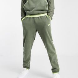 Nike Set Size Sweater Size Medium Pants Size Small Both New And Pants Have Tags 