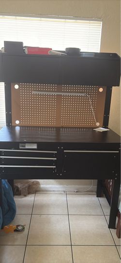 48 in workbench and tool draw with light