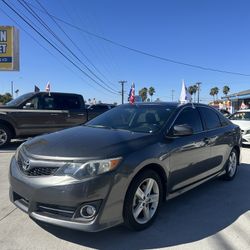 2014 TOYOTA CAMRY