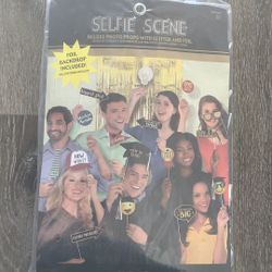 Selfie Scene 21 Pcs