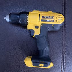 DEWALT  20V MAX DRILL 2 SPEED NEW TOOL ONLY $65 FIRM