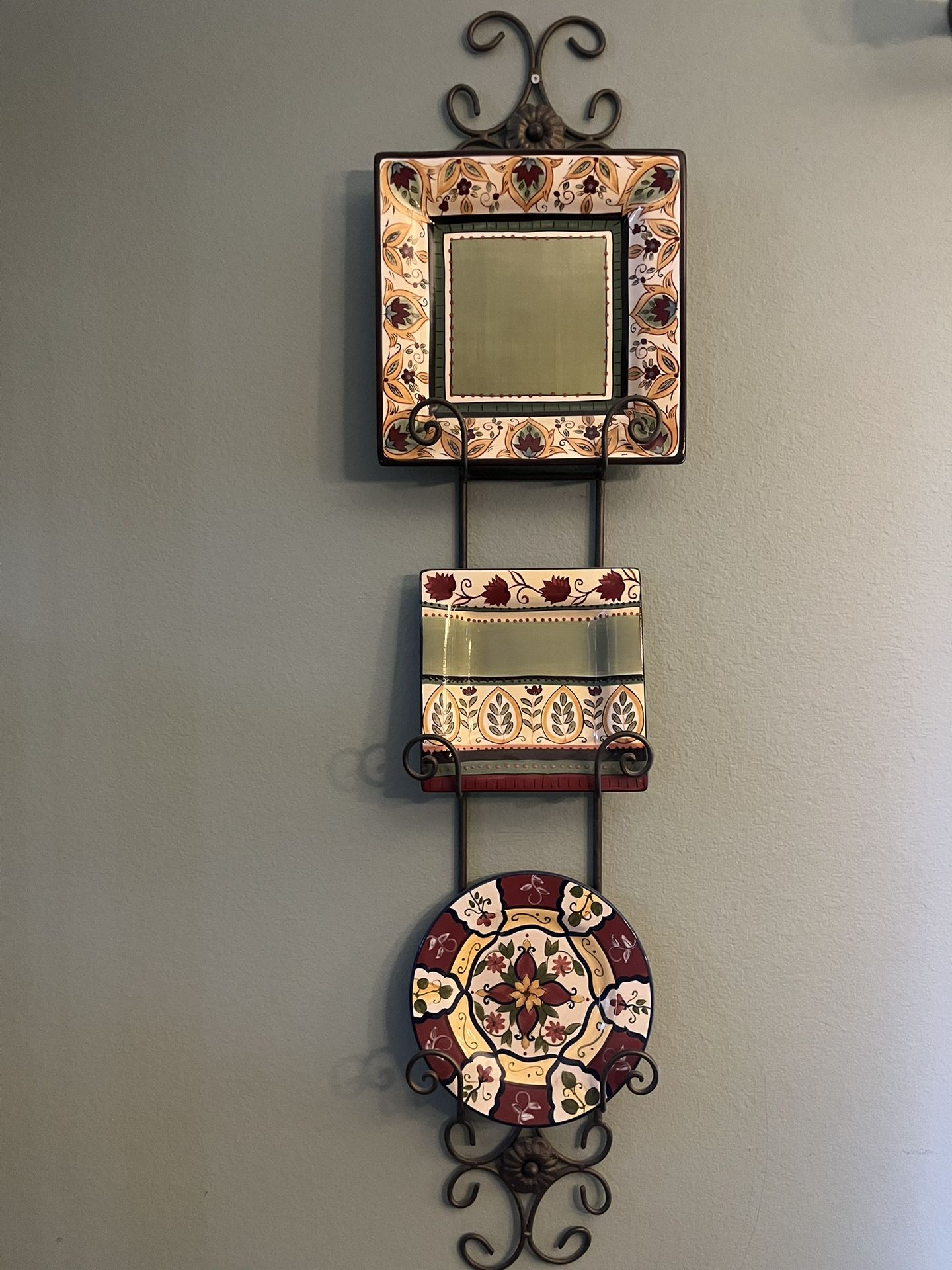 Wall Plate Holder