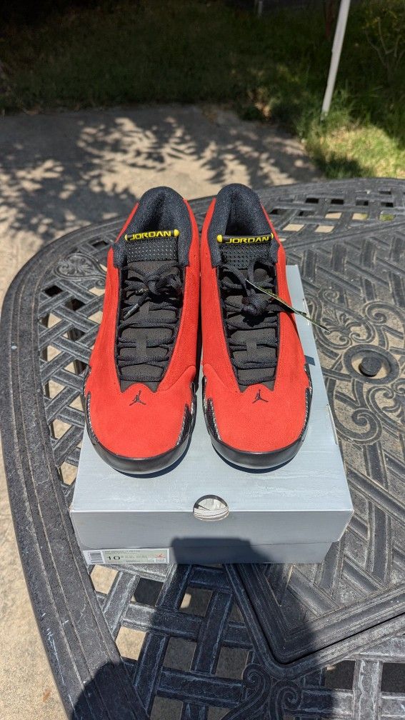 Jordan 14 Ferrari