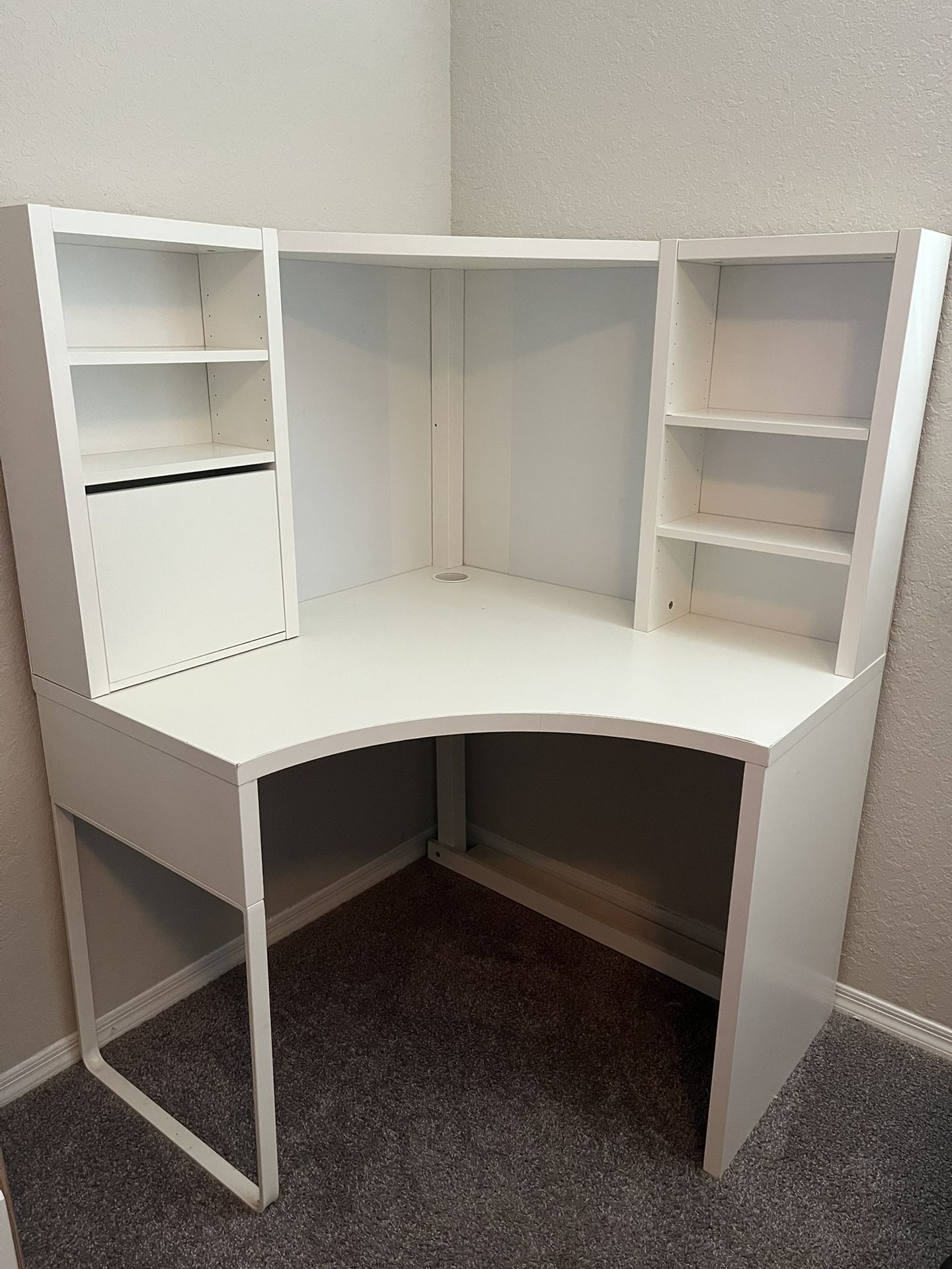 White Corner Desk