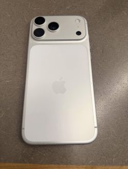 Iphone 17 Pro Max Silver