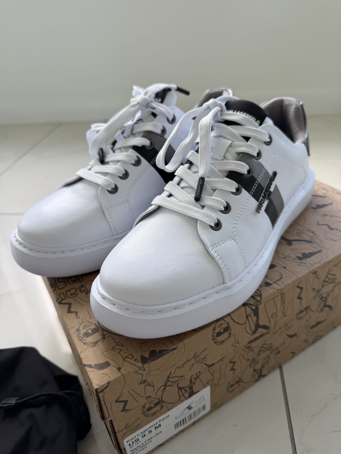 Karl Lagerfeld Paris Leather Low-Top Sneakers LFSS1263 – White/Black – Size 9.5 – Brand New w/ Box
