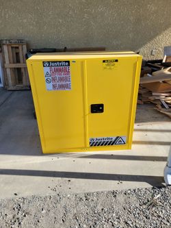Justrite sure grip flammable liquid storage cabinet