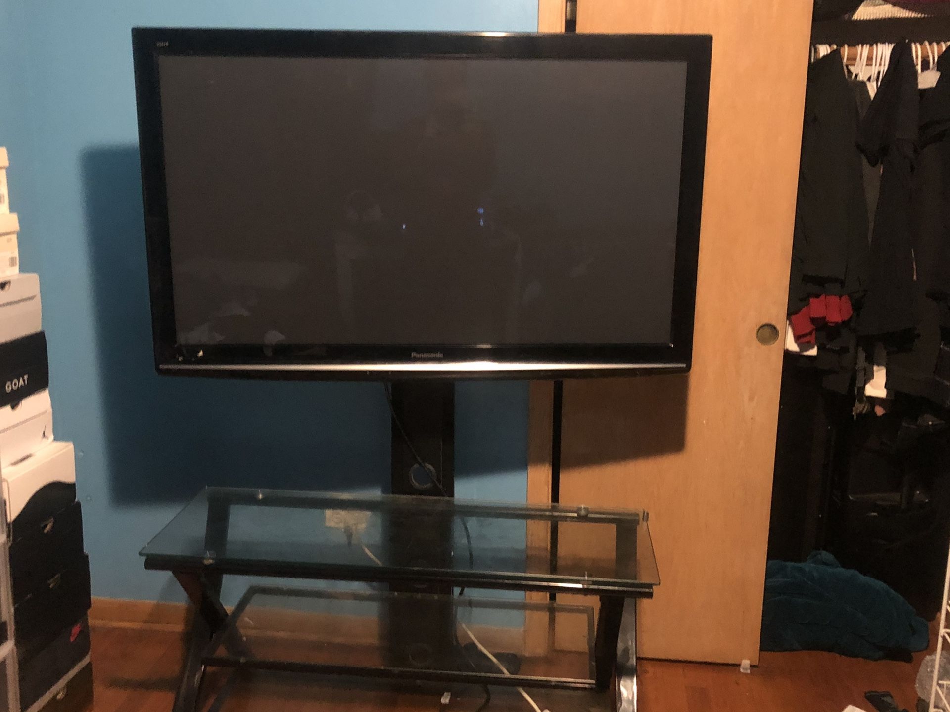 Tv & stand (50 inch)