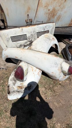 Vw bug fenders hoods and deck-lids