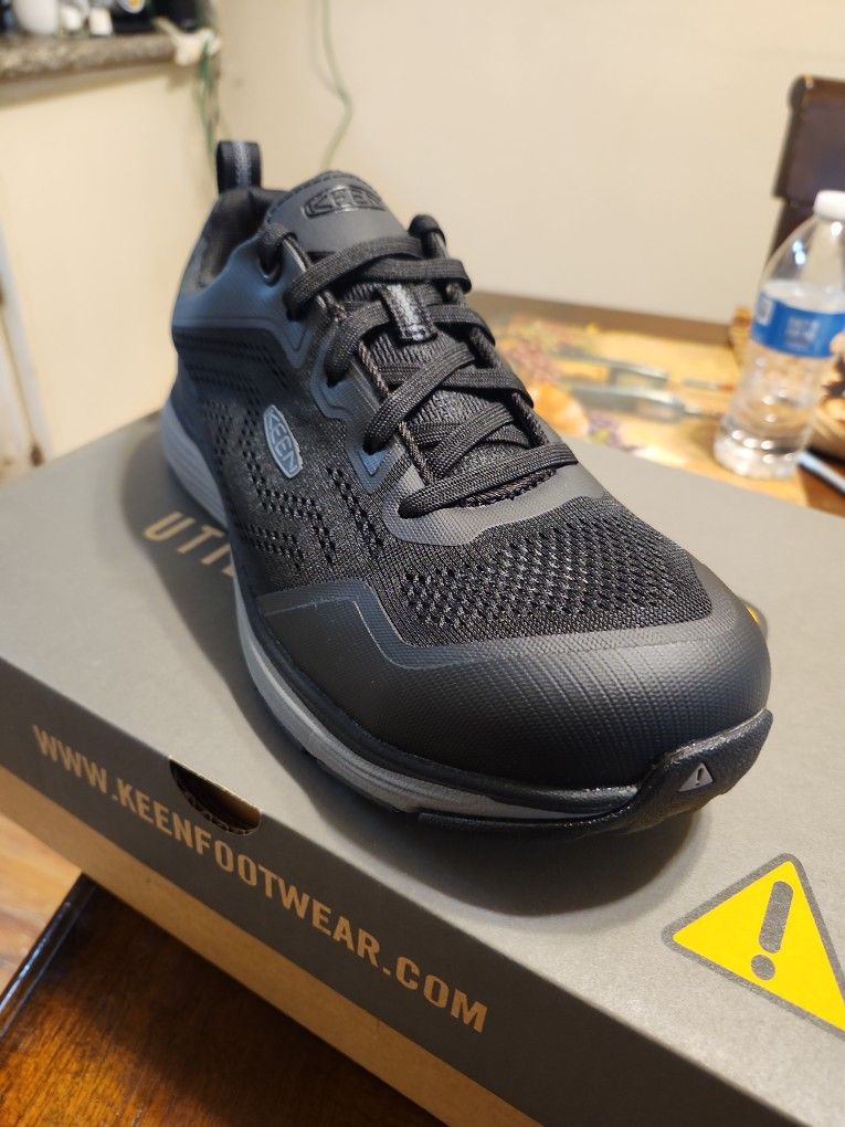 New Steel Toe Shoes 8.5